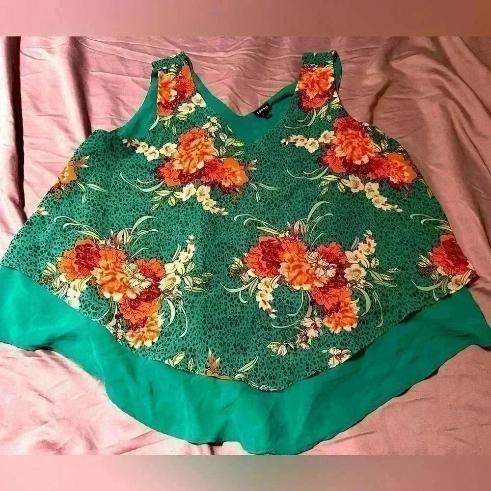 Women's 1x Torrid V-Neck Layered Floral Tank Blouse